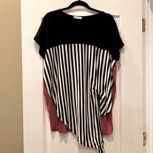 DARKWIN TEE TUNIC TOP
